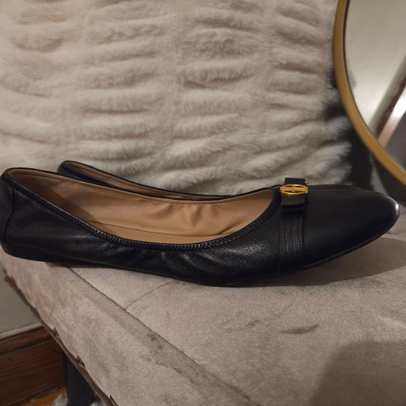 Women's Cole Haan Black Ballet Flats with Gold Hardware Size 10 - Picture 2 of 9